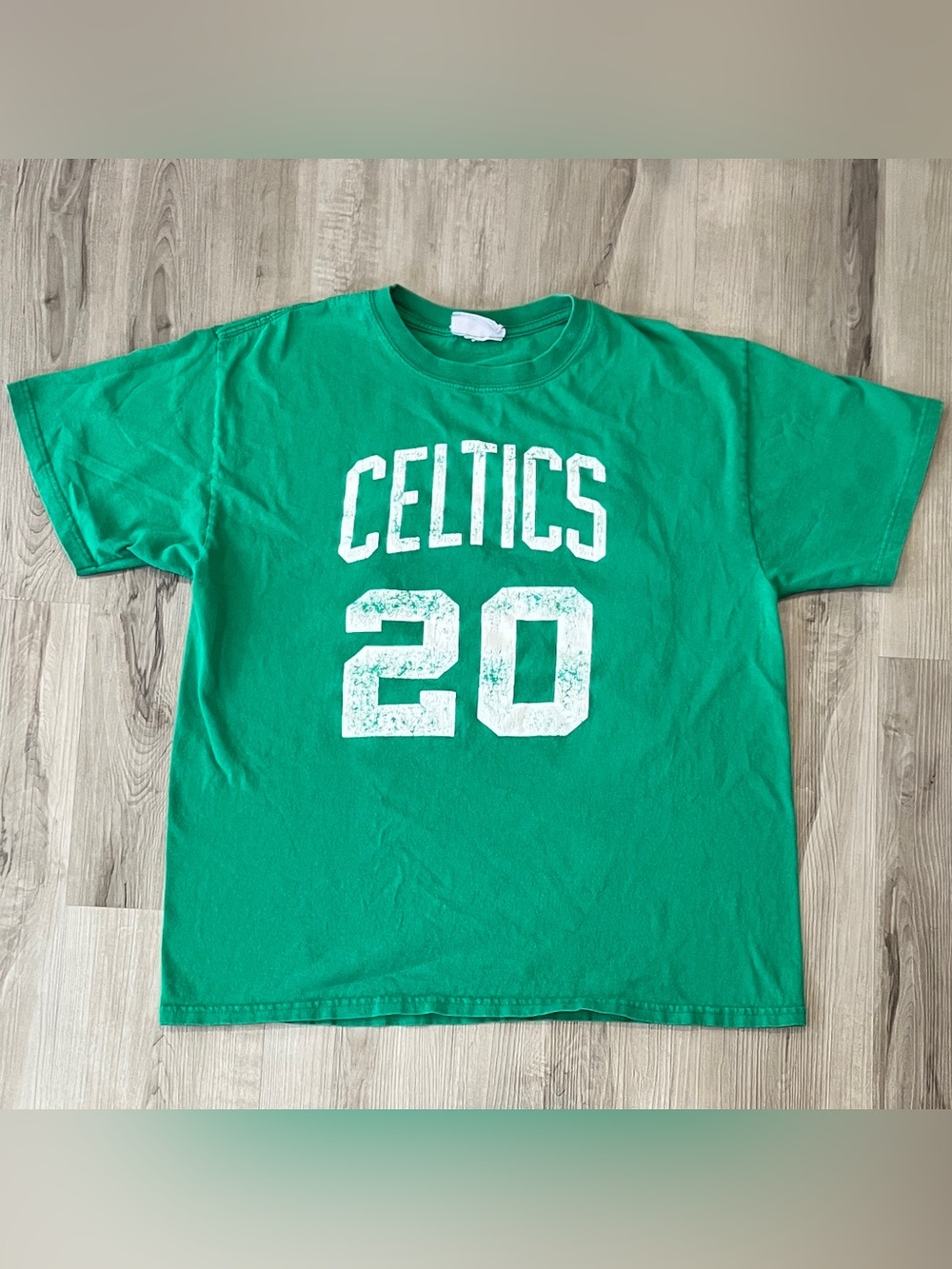 NBA Green Celtics Graphic Men’s T-Shirt